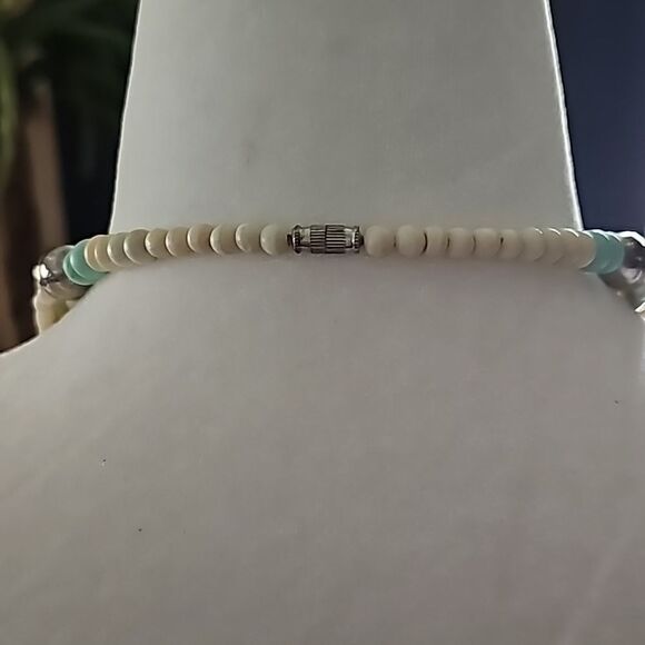 Vintage 26” 5 strand Pastel Seed bead Necklace with Screw latch. WOT - Picture 5 of 7